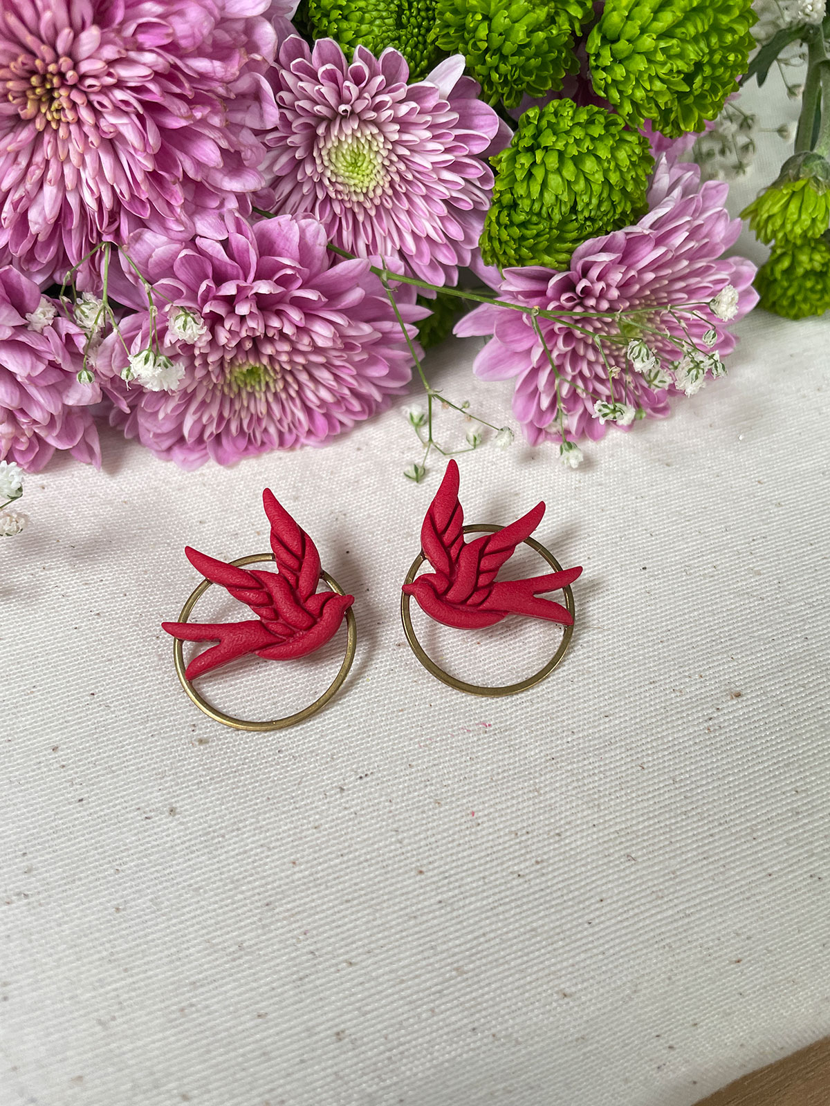 pendientes golondrina rojo